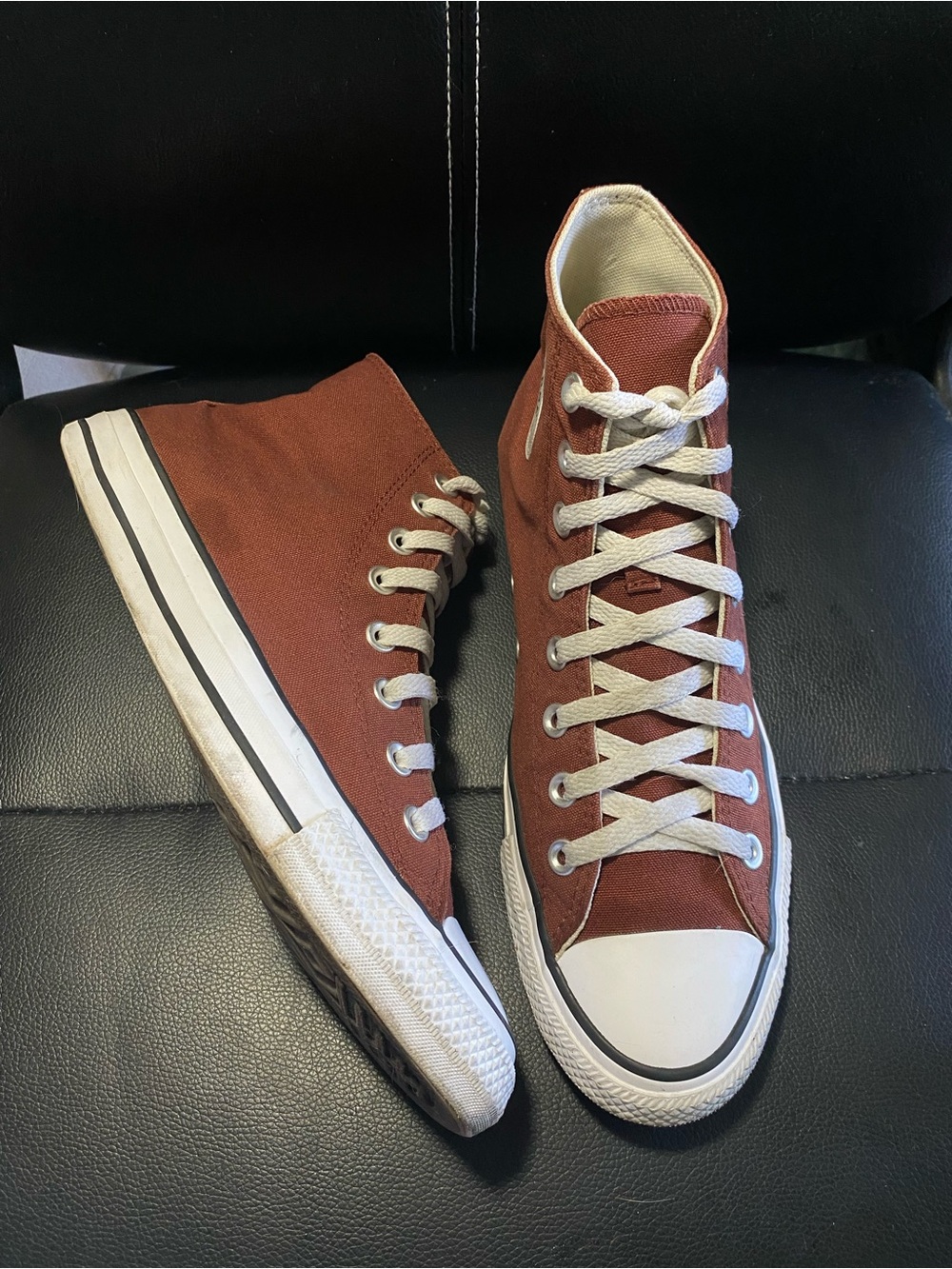 Converse All Stars Classic High-Top Canvas Sneakers in Rust Size 8.5 Men 10.5 Wo